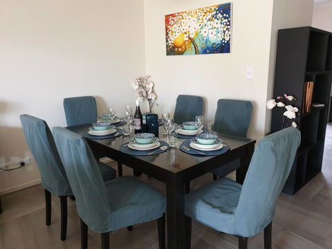 Explore Adelaide, Gawler, The Barossa And Clare Valleys All-in-one - Holiday Find 2