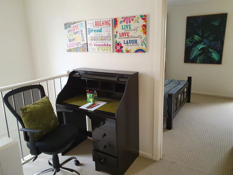 Explore Adelaide, Gawler, The Barossa And Clare Valleys All-in-one - Holiday Find 6