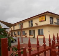 Esplanade Apartments at West Beach - Holiday Find