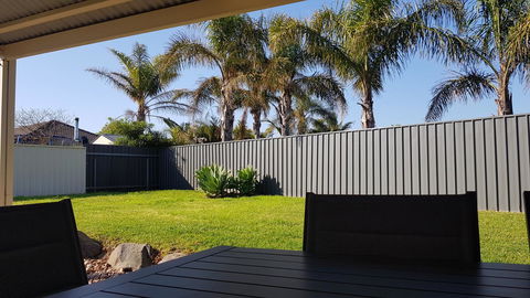 Aldinga Beach Overnighter Or Getaway Home - Holiday Find 5