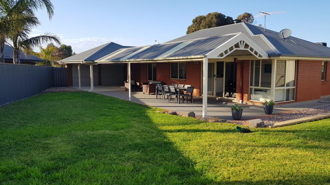 Aldinga Beach Overnighter Or Getaway Home - Holiday Find 0