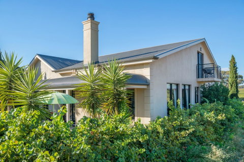 Barossa Shiraz Estate - Holiday Find 3