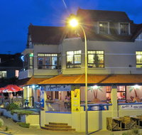 McCloud House - Holiday Find