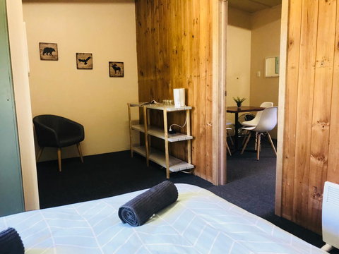 Longwood Retreat - Holiday Find 12