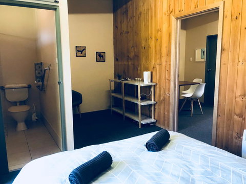 Longwood Retreat - Holiday Find 16