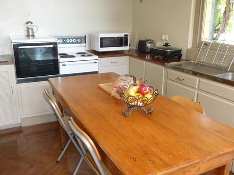 Country Bakehouse Accommodation - Holiday Find 5