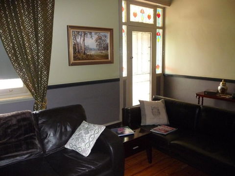 Country Bakehouse Accommodation - Holiday Find 8