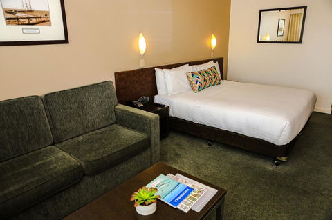 Port Lincoln Hotel - Holiday Find 6