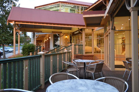 Loxton Community Hotel Motel - Holiday Find 1