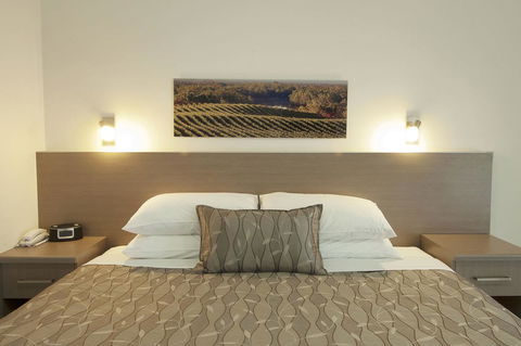 Loxton Community Hotel Motel - Holiday Find 22