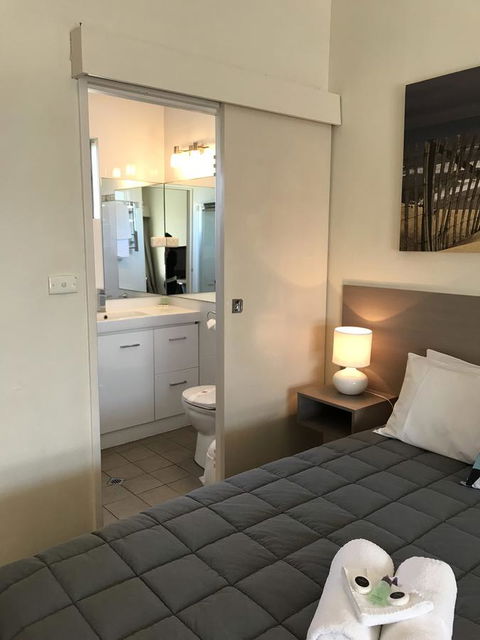 Robetown Motor Inn & Apartments - Holiday Find 10