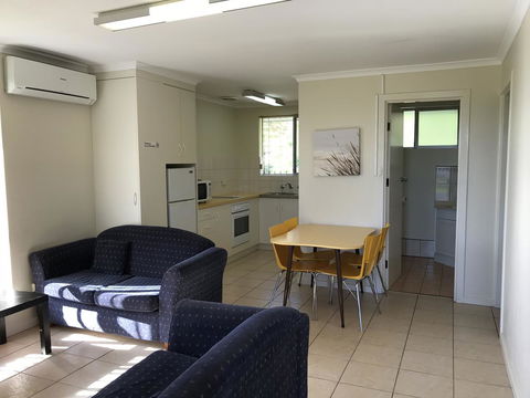 Robetown Motor Inn & Apartments - Holiday Find 35