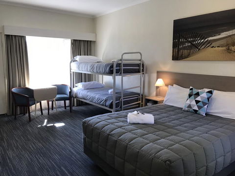 Robetown Motor Inn & Apartments - Holiday Find 27