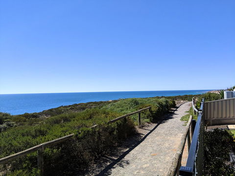 Ochre Point Beach House On Moana Seafront - Holiday Find 18