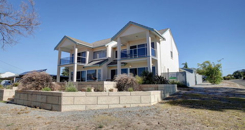 Bay Bliss - Holiday Find 4