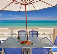 Adelaide Luxury Beach House - Holiday Find