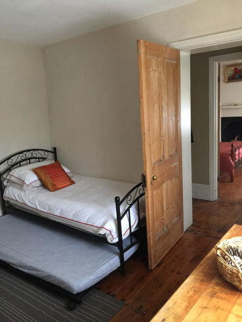 Goolwa Marinerâ€™s Cottage - Free Wifi And Pet Friendly - Centrally Located In Historic Region - Holiday Find 9
