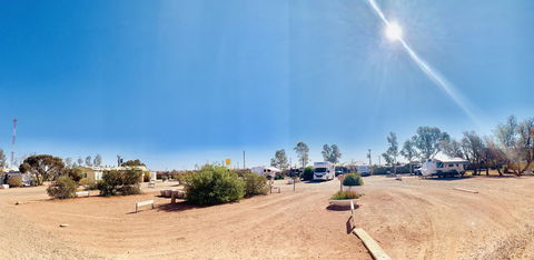 Opal Inn Hotel, Motel, Caravan Park - Holiday Find 23