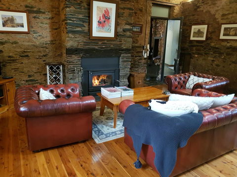 William Hunt's Retreat - Cypress Studio - Holiday Find 7