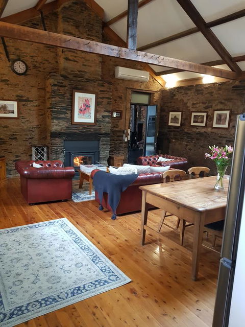 William Hunt's Retreat - Cypress Studio - Holiday Find 9