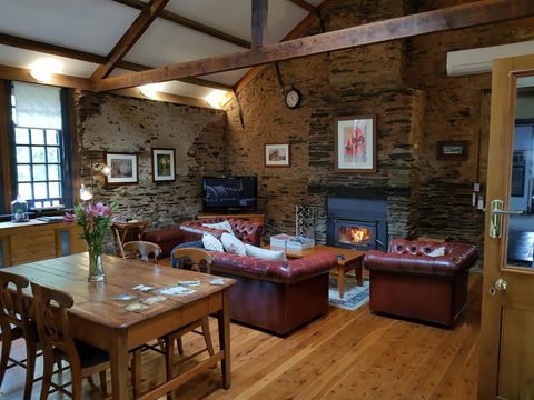 William Hunt's Retreat - Cypress Studio - Holiday Find 0