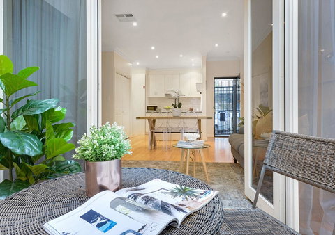 GOUGER 265 - Holiday Find 5