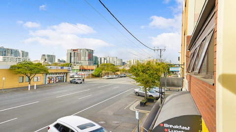 GOUGER 265 - Holiday Find 22