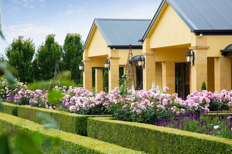 The Barn Accommodation - Holiday Find 15