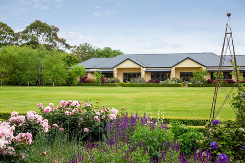 The Barn Accommodation - Holiday Find 0