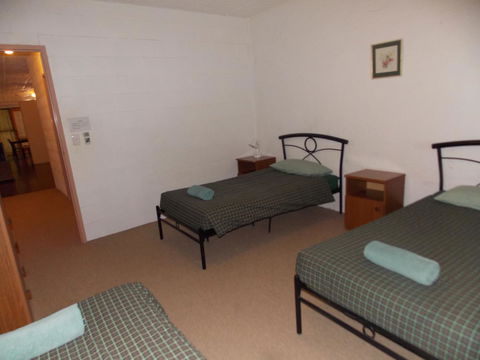 Desert View Apartments - Holiday Find 2