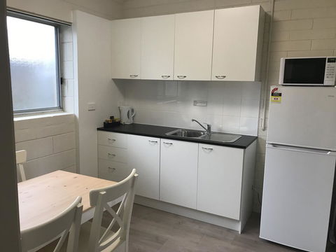 Victor Harbor City Inn - Holiday Find 10
