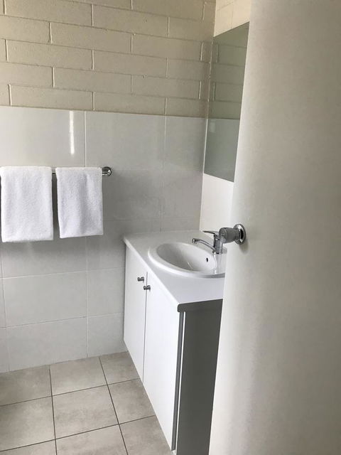 Victor Harbor City Inn - Holiday Find 2