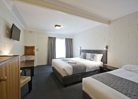 Victor Harbor City Inn - Holiday Find 22