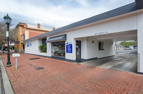 Victor Harbor City Inn - Holiday Find 13