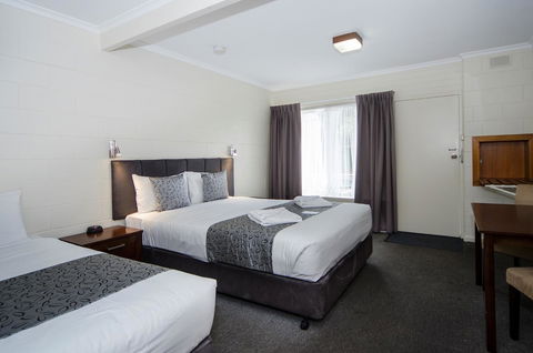 Victor Harbor City Inn - Holiday Find 23