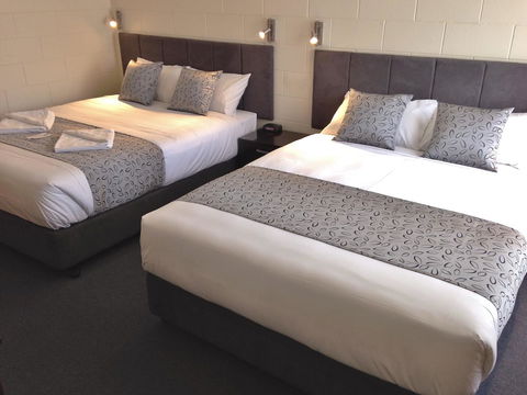 Victor Harbor City Inn - Holiday Find 27