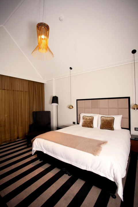 Ellen Hotel - Holiday Find 15