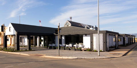 Ellen Hotel - Holiday Find 9