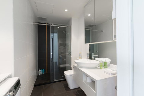 Ther-Rich Elegant 1BR Apartment In Walkerville - Holiday Find 23