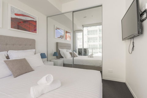 Ther-Rich Elegant 1BR Apartment In Walkerville - Holiday Find 6