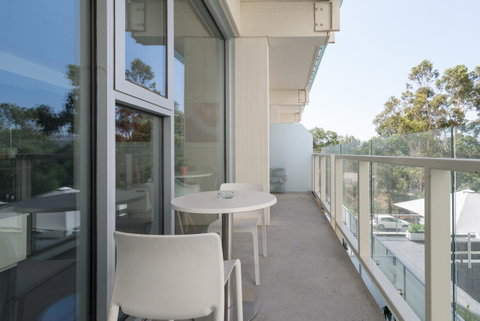Ther-Rich Elegant 1BR Apartment In Walkerville - Holiday Find 30