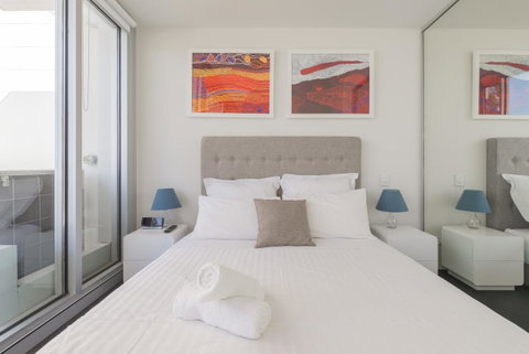 Ther-Rich Elegant 1BR Apartment In Walkerville - Holiday Find 1