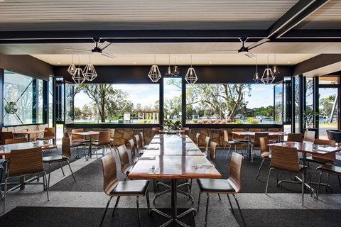 Berri Hotel - Holiday Find 14