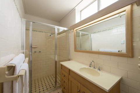 Berri Hotel - Holiday Find 39