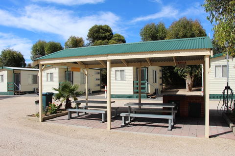 Ardrossan Caravan Park - Holiday Find 15