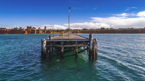 Ardrossan Caravan Park - Holiday Find 3