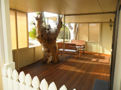 Ardrossan Caravan Park - Holiday Find 25