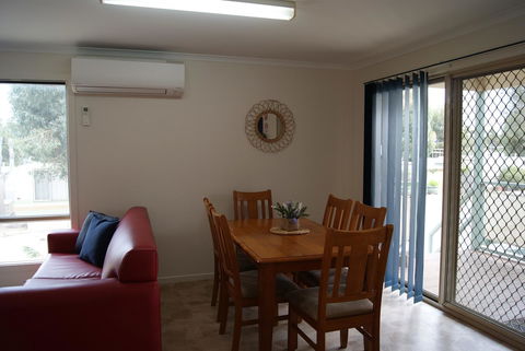 Ardrossan Caravan Park - Holiday Find 12