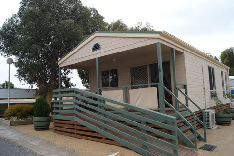 Ardrossan Caravan Park - Holiday Find 4