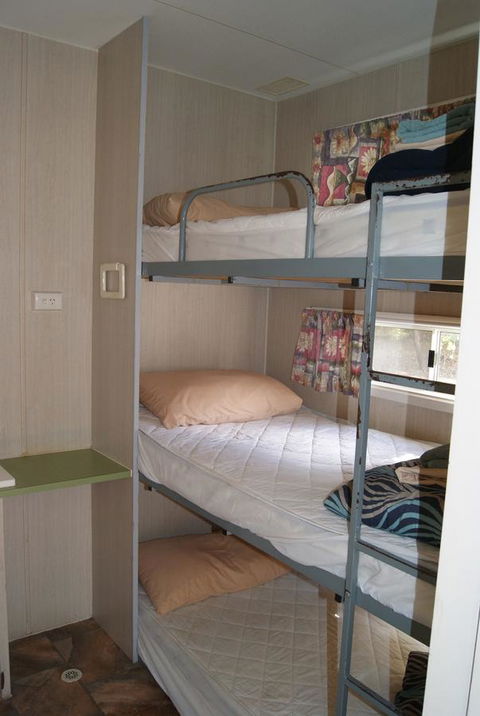 Ardrossan Caravan Park - Holiday Find 16